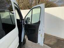 Ford Transit 460 EcoBlue Leader 17 Seater Euro 6 