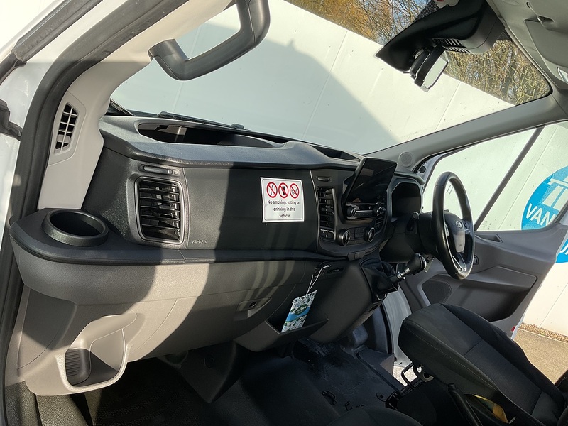 Ford 460 EcoBlue Leader 17 Seater Euro 6