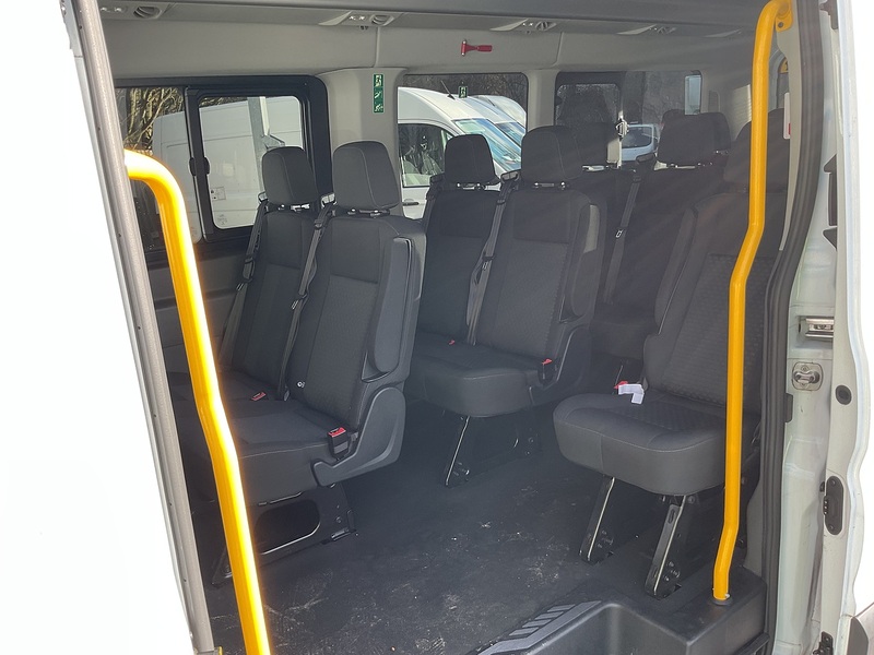 Ford 460 EcoBlue Leader 17 Seater Euro 6