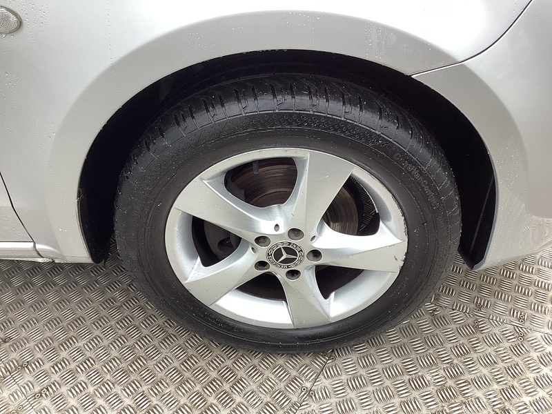 Mercedes 114 CDI Premium SWB L/R RWD Euro 6 A/C