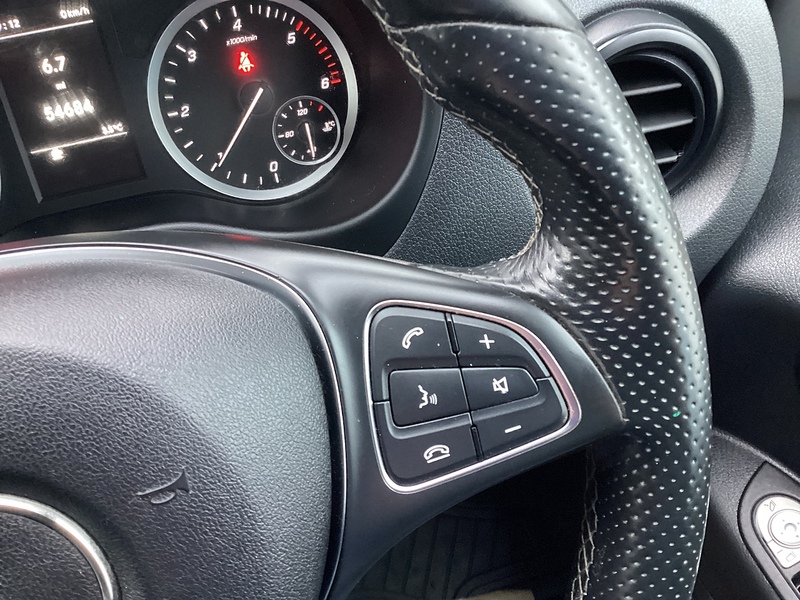 Mercedes 114 CDI Premium SWB L/R RWD Euro 6 A/C