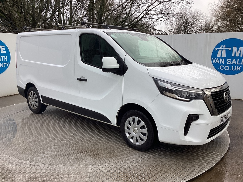 Nissan dCi 28 Acenta SWB L/R A/C Euro 6