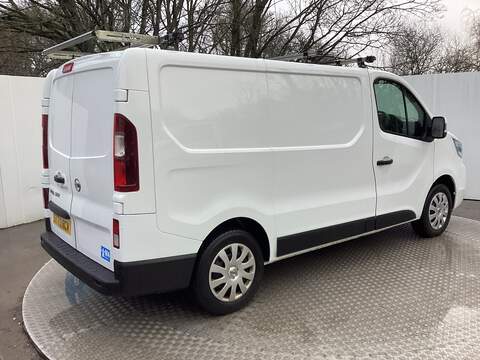 Nissan Primastar, dCi 28 Acenta SWB L/R A/C Euro 6