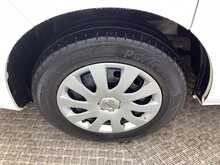 Nissan Primastar dCi 28 Acenta SWB L/R A/C Euro 6 