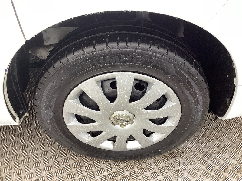 Nissan dCi 28 Acenta SWB L/R A/C Euro 6