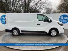 Nissan Primastar dCi 28 Acenta SWB L/R A/C Euro 6 