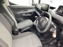 Peugeot Partner BlueHDi 850 Professional Premium + Crewcab LWB A/C Euro 6 