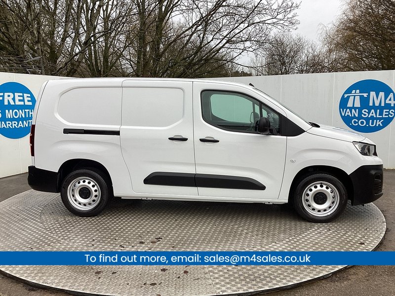 Peugeot BlueHDi 850 Professional Premium + Crewcab LWB A/C Euro 6