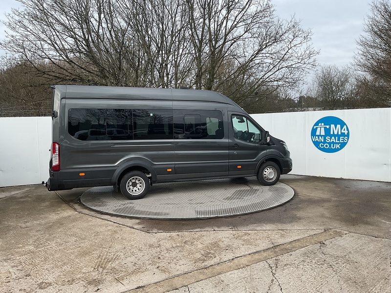 Ford 2.0 460 EcoBlue Limited Minibus 5dr Diesel Auto RWD L4 H3 Euro 6 (s/s) (17 Seat, DRW) (165 ps)