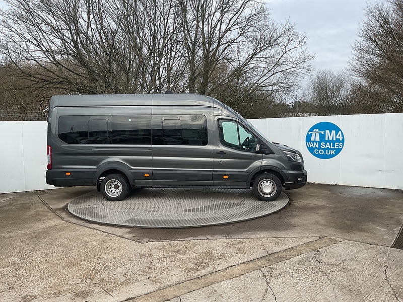 Ford 2.0 460 EcoBlue Limited Minibus 5dr Diesel Auto RWD L4 H3 Euro 6 (s/s) (17 Seat, DRW) (165 ps)