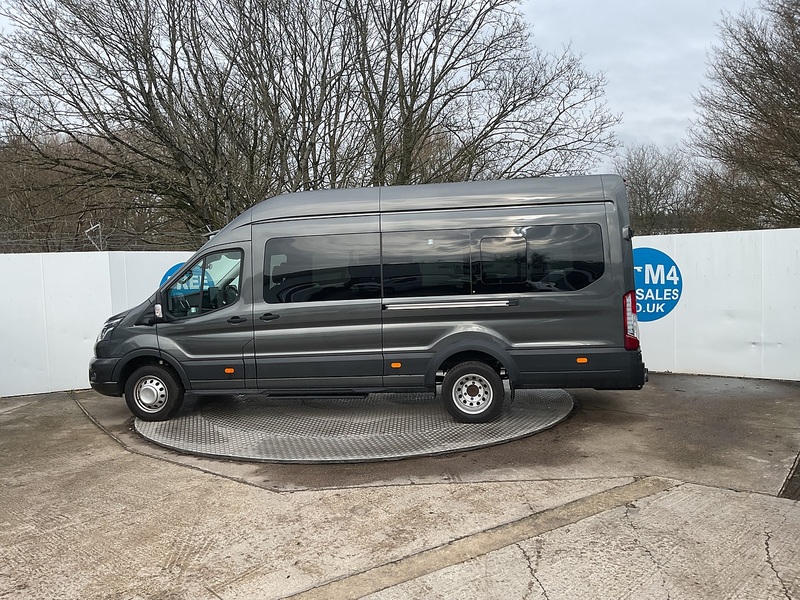 Ford 2.0 460 EcoBlue Limited Minibus 5dr Diesel Auto RWD L4 H3 Euro 6 (s/s) (17 Seat, DRW) (165 ps)