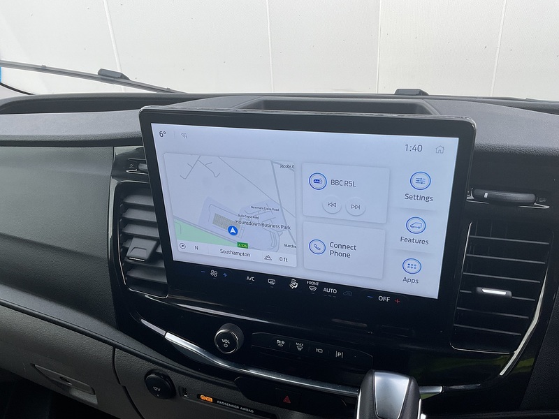 Ford 2.0 460 EcoBlue Limited Minibus 5dr Diesel Auto RWD L4 H3 Euro 6 (s/s) (17 Seat, DRW) (165 ps)