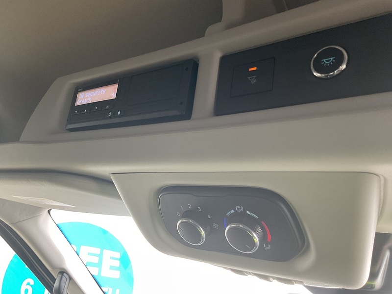 Ford 2.0 460 EcoBlue Limited Minibus 5dr Diesel Auto RWD L4 H3 Euro 6 (s/s) (17 Seat, DRW) (165 ps)