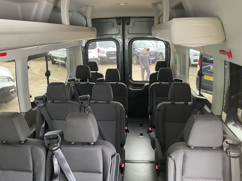 Ford 2.0 460 EcoBlue Limited Minibus 5dr Diesel Auto RWD L4 H3 Euro 6 (s/s) (17 Seat, DRW) (165 ps)