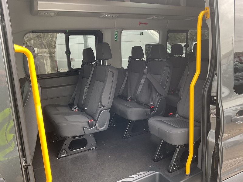 Ford 2.0 460 EcoBlue Limited Minibus 5dr Diesel Auto RWD L4 H3 Euro 6 (s/s) (17 Seat, DRW) (165 ps)