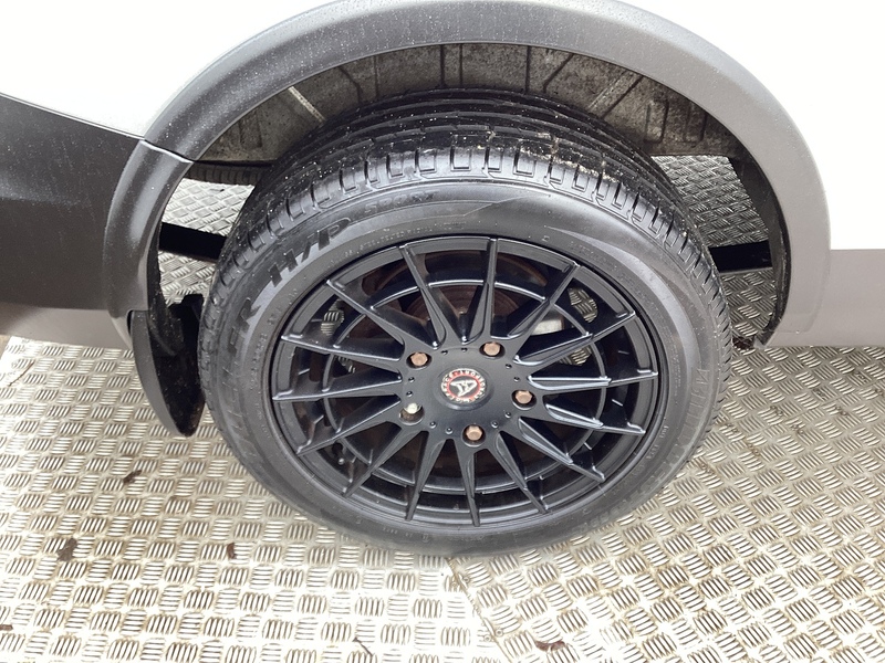 Ford 340 EcoBlue Trail LWB L/R A/C Euro 6 **NO VAT**