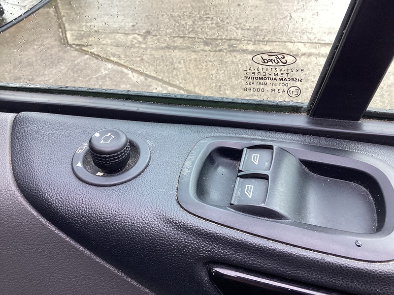 Ford 340 EcoBlue Trail LWB L/R A/C Euro 6 **NO VAT**