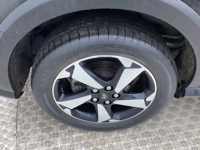 Ford 250 EcoBlue Active LWB L/R A/C Euro 6 **NO VAT**