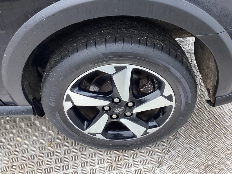 Ford 250 EcoBlue Active LWB L/R A/C Euro 6 **NO VAT**