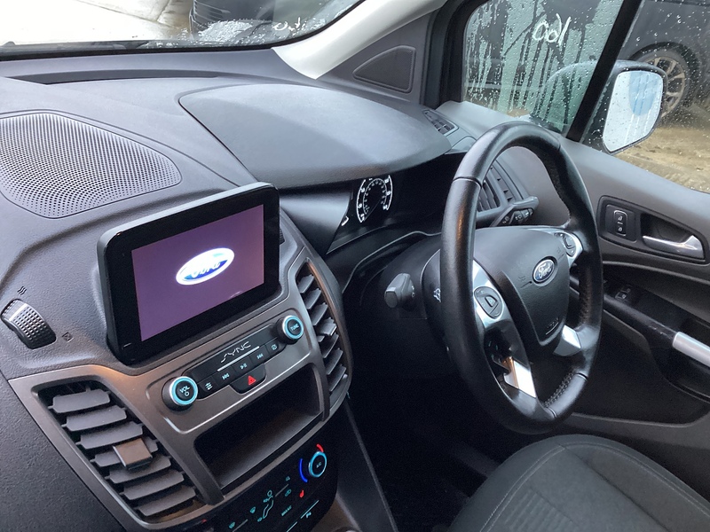 Ford 250 EcoBlue Active LWB L/R A/C Euro 6 **NO VAT**