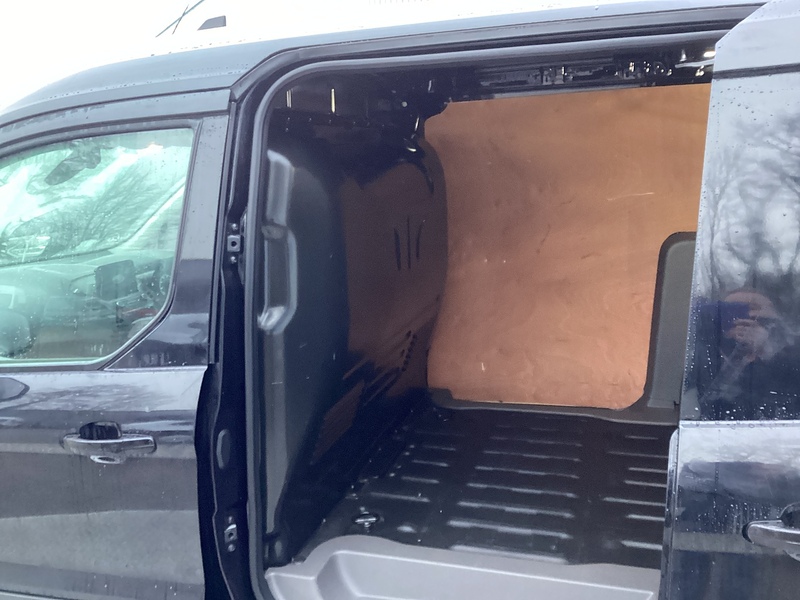 Ford 250 EcoBlue Active LWB L/R A/C Euro 6 **NO VAT**