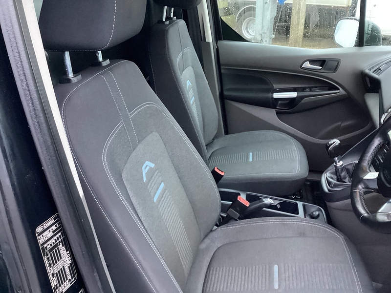 Ford 250 EcoBlue Active LWB L/R A/C Euro 6 **NO VAT**