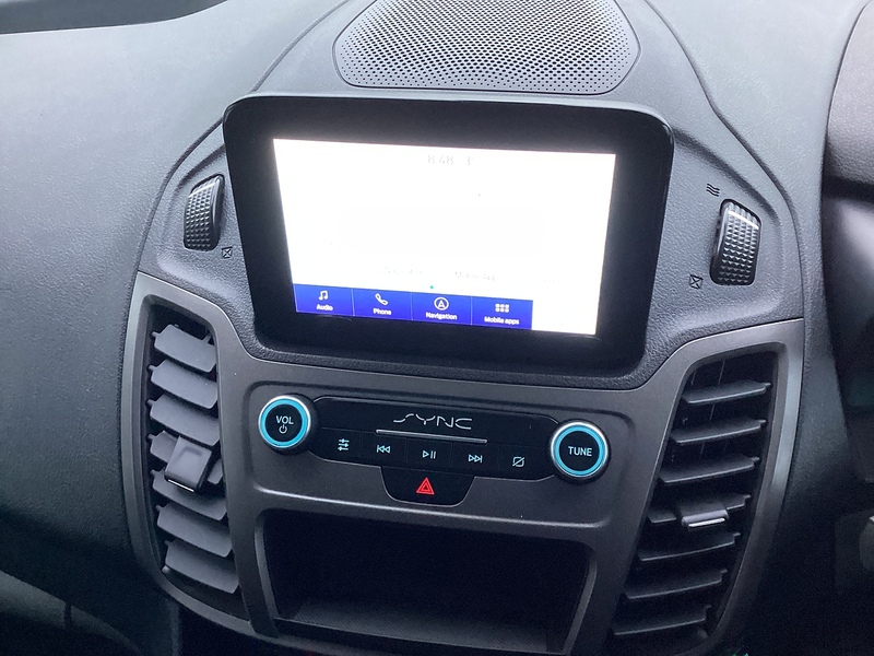 Ford 250 EcoBlue Active LWB L/R A/C Euro 6 **NO VAT**