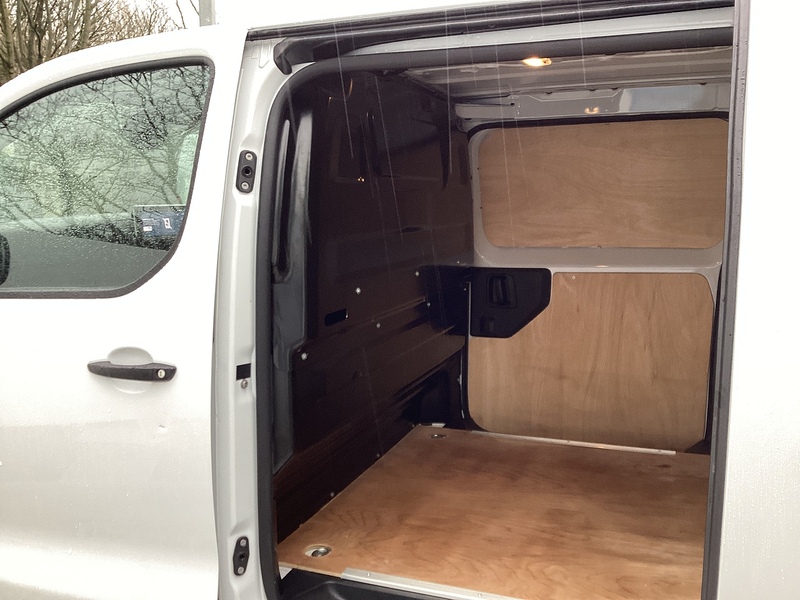 Citroen BlueHDi Enterprise MWB A/C Euro 6