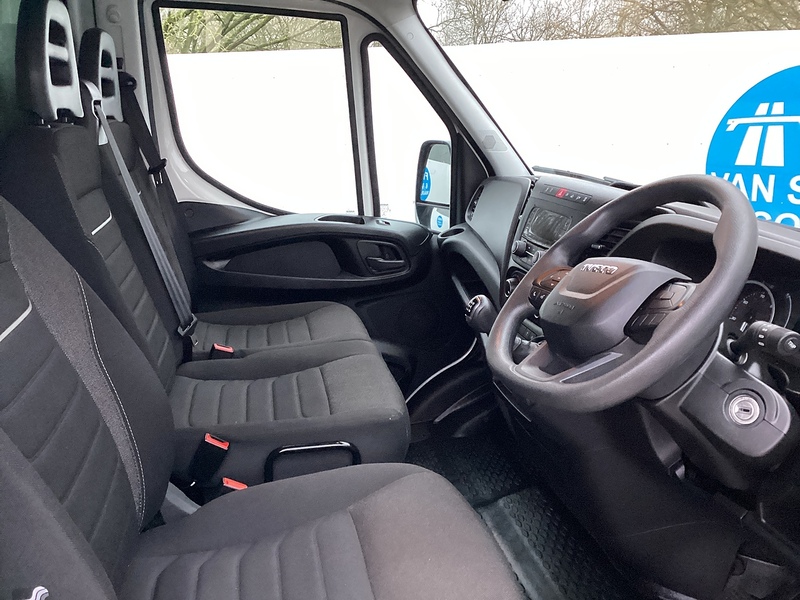 Iveco D HPI 14V 35C 3450 LWB Tailift Euro 6 L=13ft 4