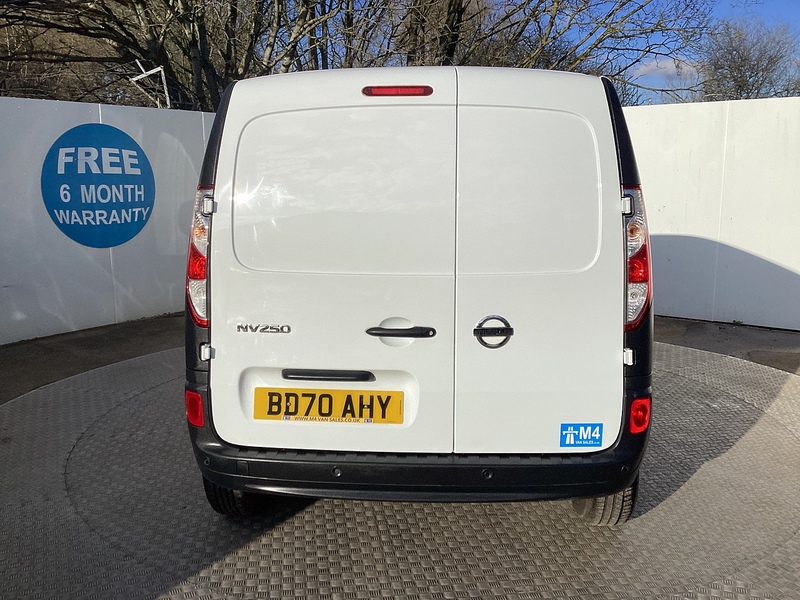 Nissan dCi Acenta SWB A/C Euro 6