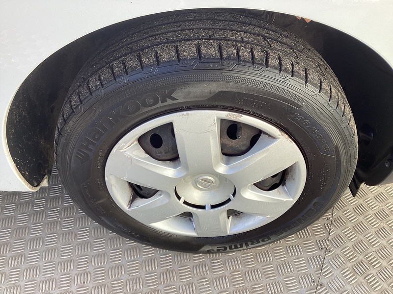 Nissan dCi Acenta SWB A/C Euro 6