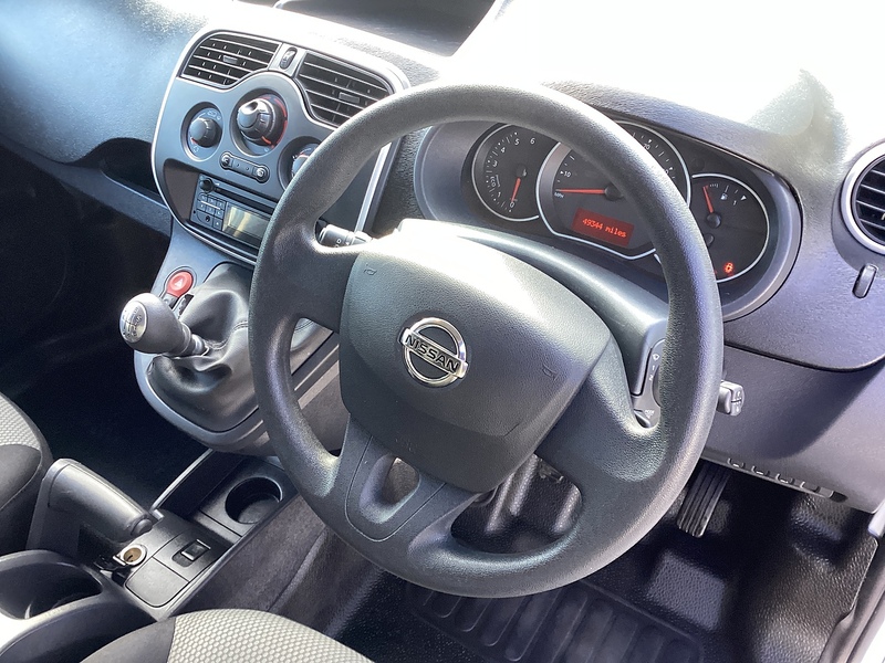 Nissan dCi Acenta SWB A/C Euro 6