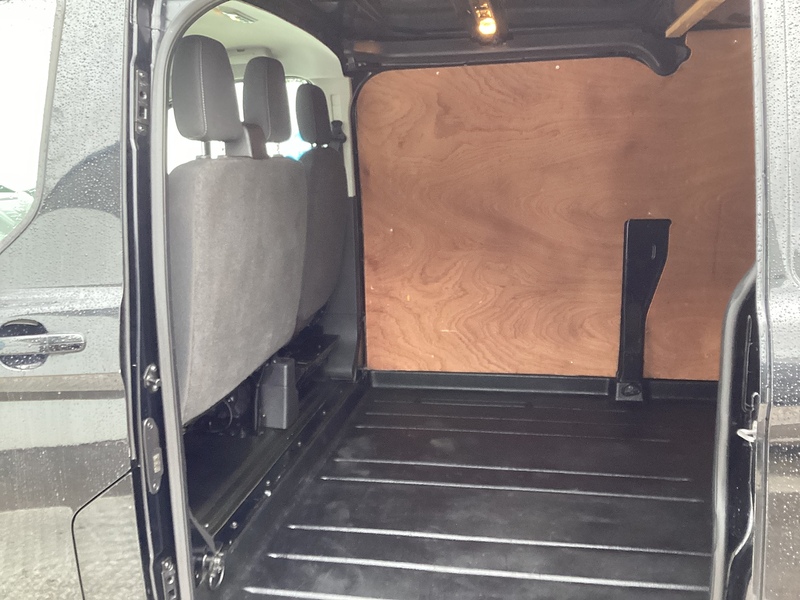 Ford TDCi 290 Limited LWB A/C Euro 6