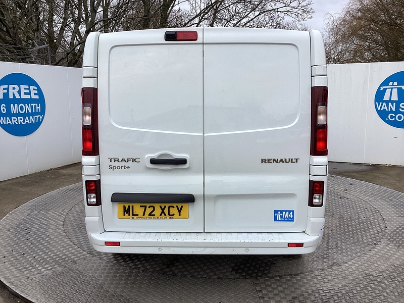 Renault dCi Blue SL28 Sport+ SWB L/R A/C Euro 6 