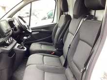 Renault Trafic dCi Blue SL28 Sport+ SWB L/R A/C Euro 6 