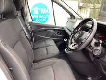 Renault Trafic dCi Blue SL28 Sport+ SWB L/R A/C Euro 6 