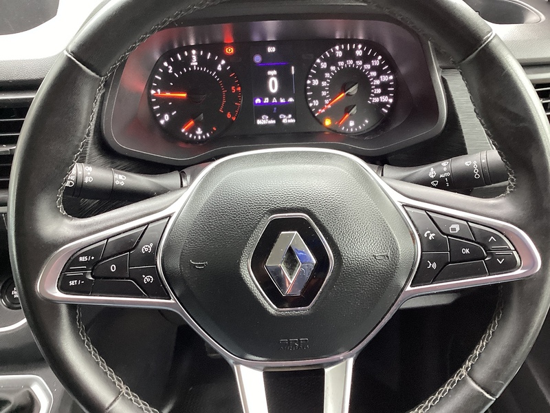 Renault dCi Blue SL28 Sport+ SWB L/R A/C Euro 6 