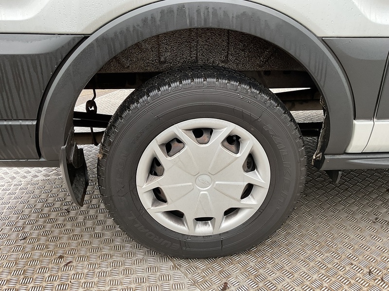 Ford 2.0 350 EcoBlue Trend Minibus 5dr Diesel Manual RWD L2 H2 Euro 6 (s/s) (11 Seats) (130 ps)