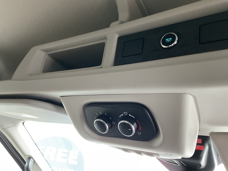 Ford 2.0 350 EcoBlue Trend Minibus 5dr Diesel Manual RWD L2 H2 Euro 6 (s/s) (11 Seats) (130 ps)