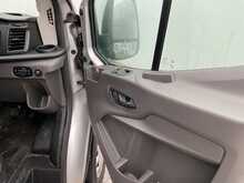 Ford Transit 350 EcoBlue Trend 11 Seater 