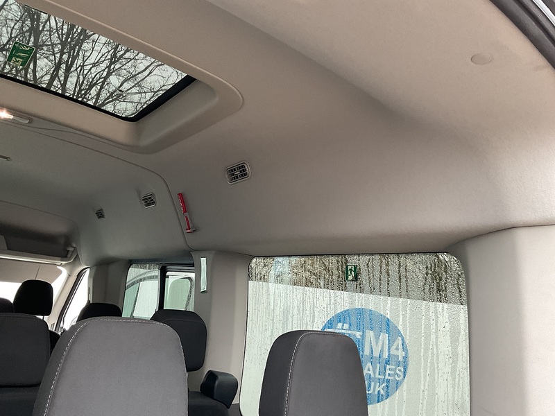 Ford 2.0 350 EcoBlue Trend Minibus 5dr Diesel Manual RWD L2 H2 Euro 6 (s/s) (11 Seats) (130 ps)