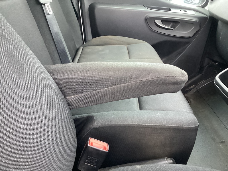 Mercedes 315 CDI Progressive MWB M/R Euro 6 