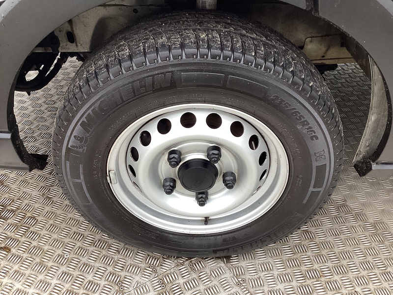 Ford 350 EcoBlue Leader LWB H/R Euro 6