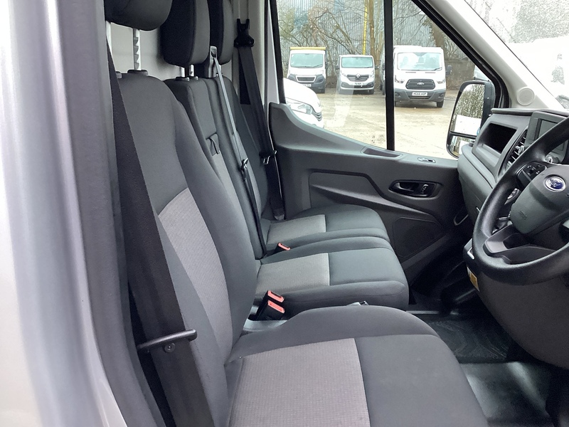 Ford 350 EcoBlue Leader LWB H/R Euro 6