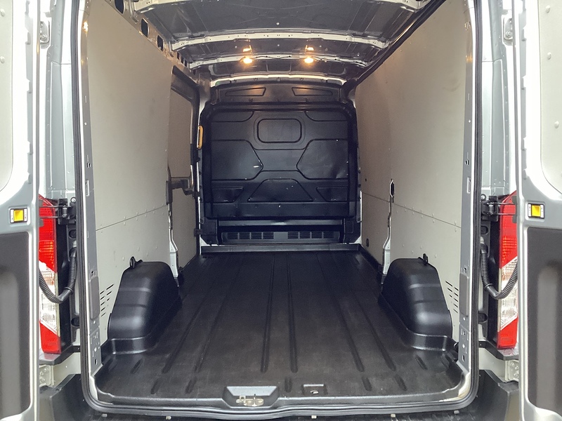 Ford 350 EcoBlue Leader LWB H/R Euro 6