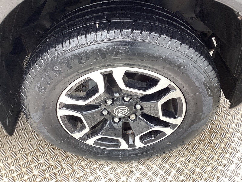 Toyota D-4D Invincible 4X4 A/C Euro 6