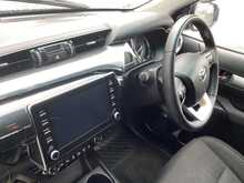Toyota Hilux D-4D Invincible 4X4 A/C Euro 6 