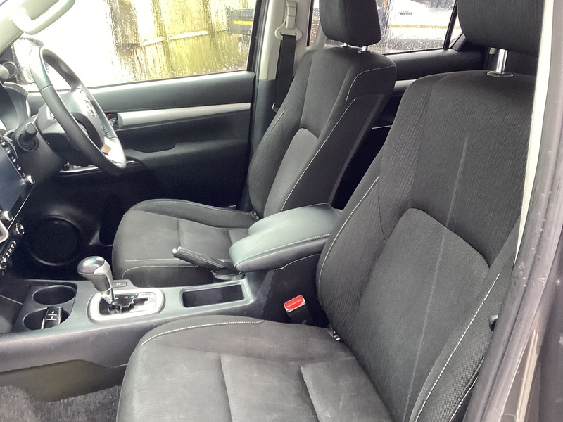 Toyota D-4D Invincible 4X4 A/C Euro 6