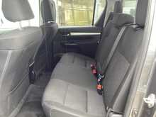 Toyota Hilux D-4D Invincible 4X4 A/C Euro 6 