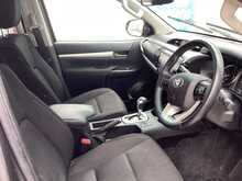Toyota Hilux D-4D Invincible 4X4 A/C Euro 6 